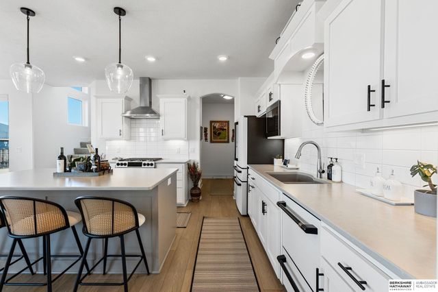 12626 Carpenter Street, Papillion, NE 68138