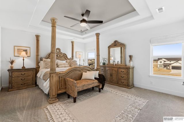 12626 Carpenter Street, Papillion, NE 68138