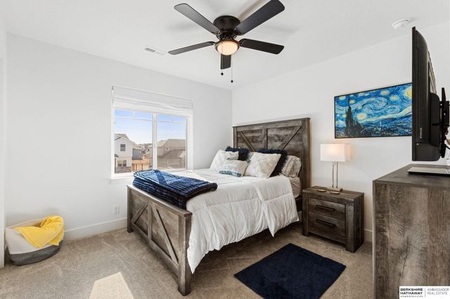 12626 Carpenter Street, Papillion, NE 68138