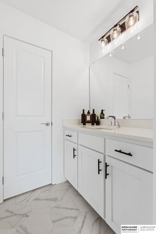 12626 Carpenter Street, Papillion, NE 68138