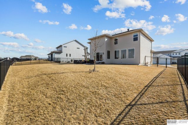 12626 Carpenter Street, Papillion, NE 68138