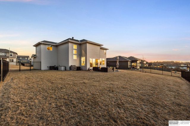 12626 Carpenter Street, Papillion, NE 68138