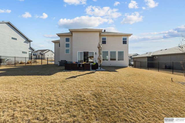 12626 Carpenter Street, Papillion, NE 68138