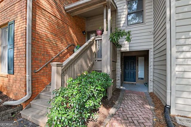 105 Garden Court, Atlanta, GA 30328