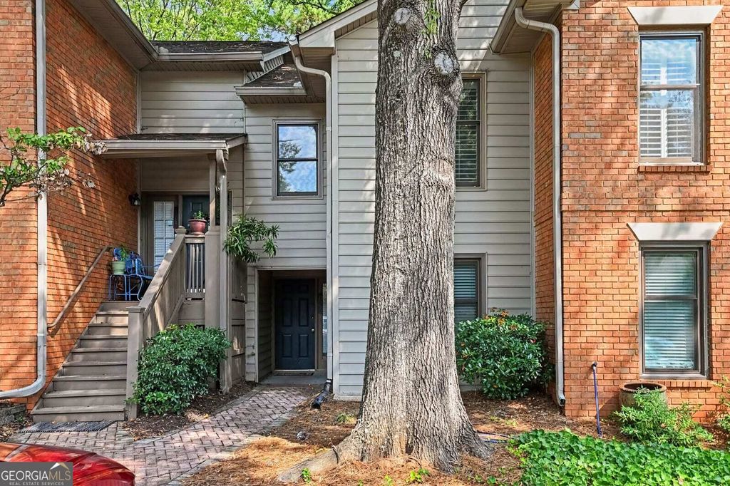105 Garden Court, Atlanta, GA 30328
