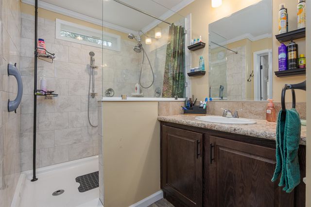 214 Robin Hood Drive, Exeter, NH 03833