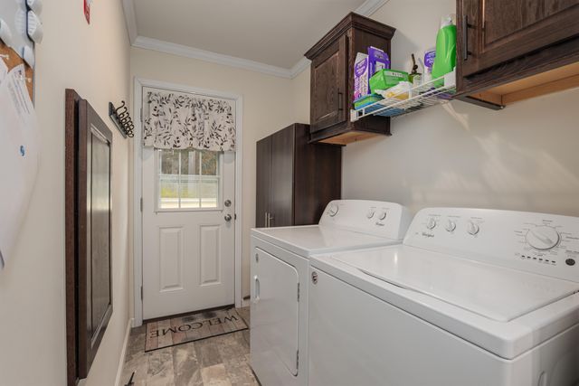 214 Robin Hood Drive, Exeter, NH 03833