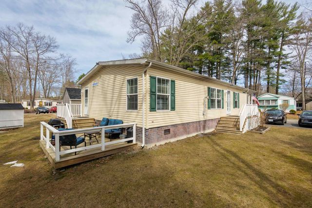 214 Robin Hood Drive, Exeter, NH 03833