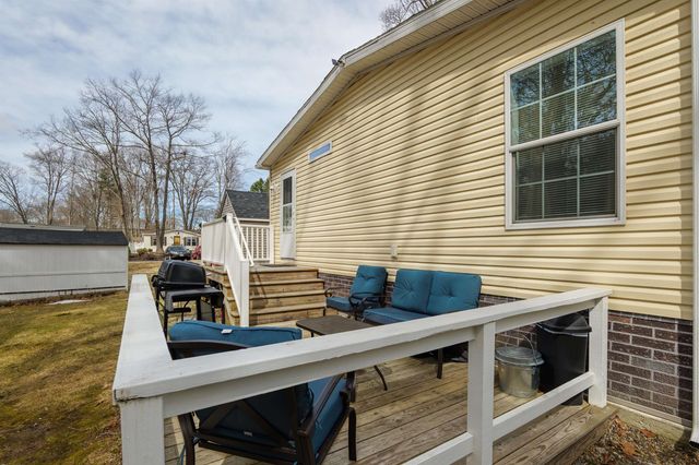 214 Robin Hood Drive, Exeter, NH 03833