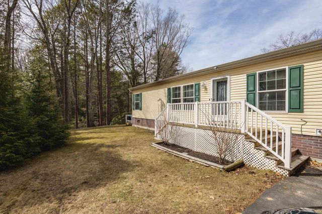 214 Robin Hood Drive, Exeter, NH 03833