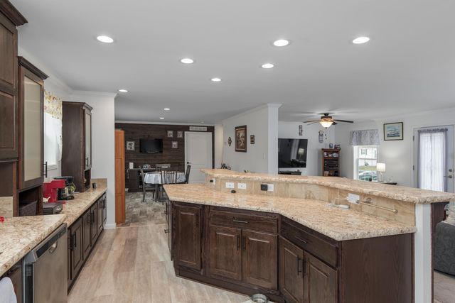 214 Robin Hood Drive, Exeter, NH 03833