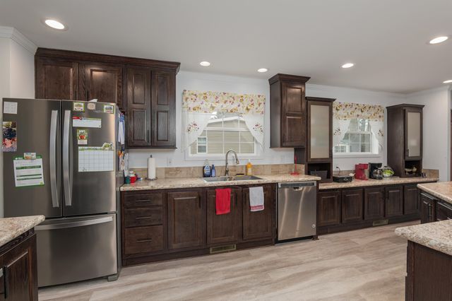 214 Robin Hood Drive, Exeter, NH 03833