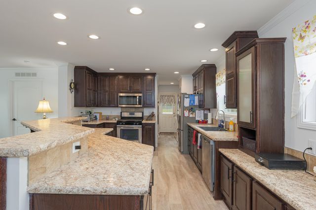 214 Robin Hood Drive, Exeter, NH 03833