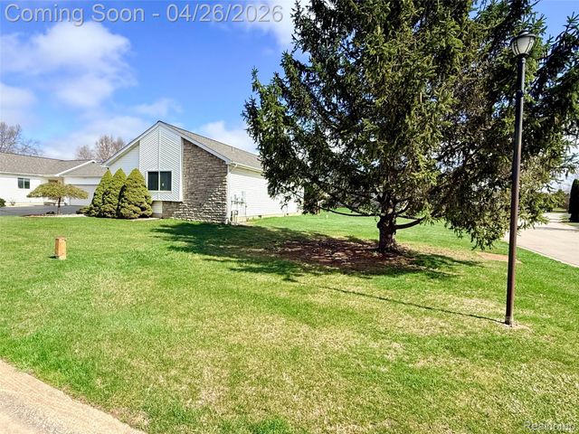 7192 Hawthorne Circle, Atlas Township, MI 48438