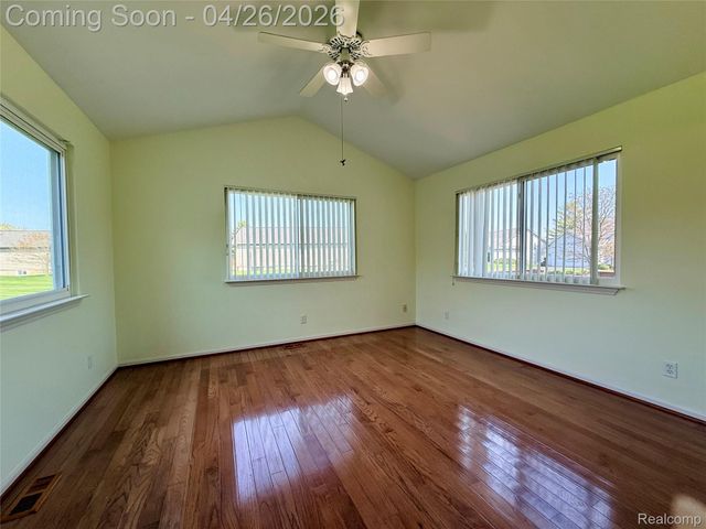 7192 Hawthorne Circle, Atlas Township, MI 48438