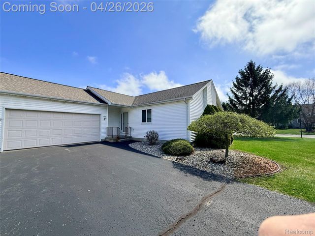 7192 Hawthorne Circle, Atlas Township, MI 48438