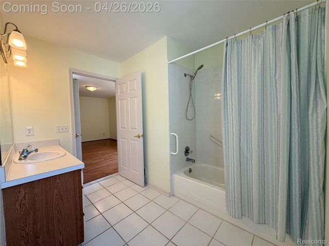 7192 Hawthorne Circle, Atlas Township, MI 48438