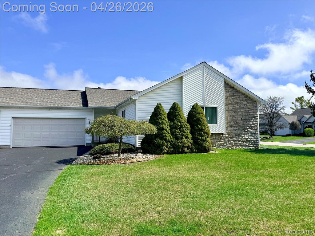 7192 Hawthorne Circle, Atlas Township, MI 48438