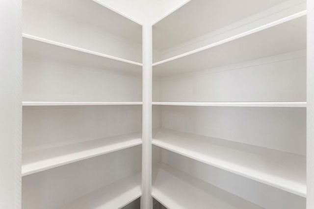 1512 Hatcher Spring Lane, Houston, TX 77008