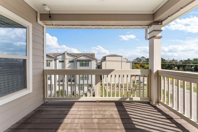 1512 Hatcher Spring Lane, Houston, TX 77008