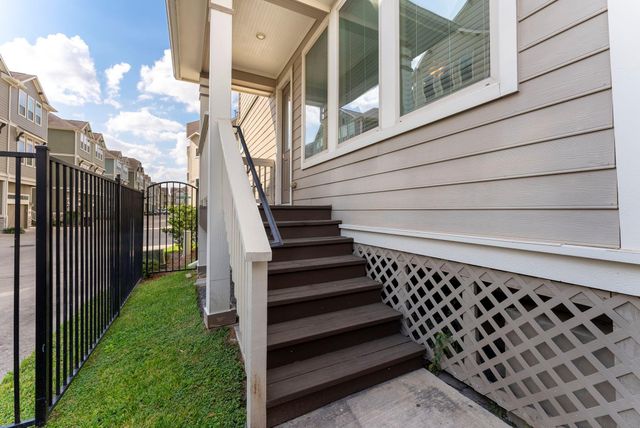 1512 Hatcher Spring Lane, Houston, TX 77008