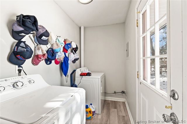 707 Dellinger Drive, Jeffersonville, IN 47130