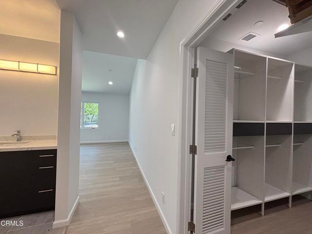 2230 Sherwood Place, Glendale, CA 91206