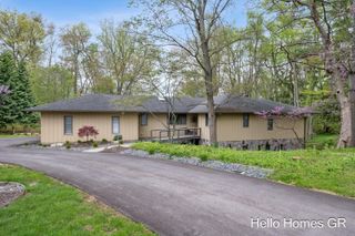 1901 Forest Shores Drive Se, Cascade Twp, MI 49546