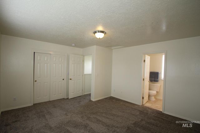 908 S Lily St., Nampa, ID 83686