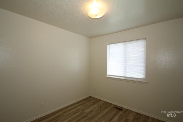 908 S Lily St., Nampa, ID 83686