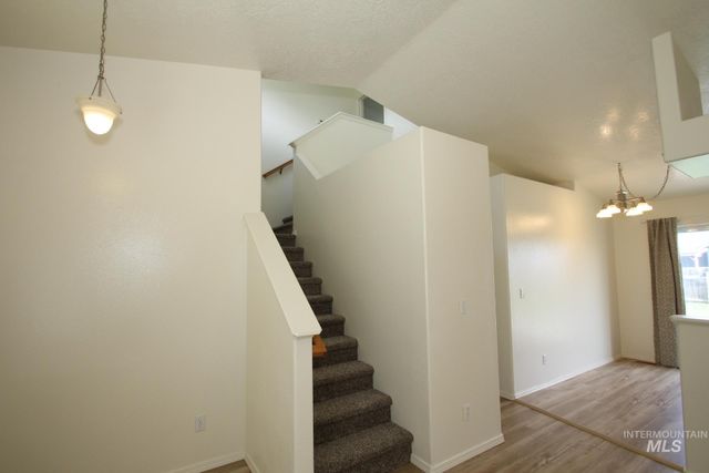 908 S Lily St., Nampa, ID 83686