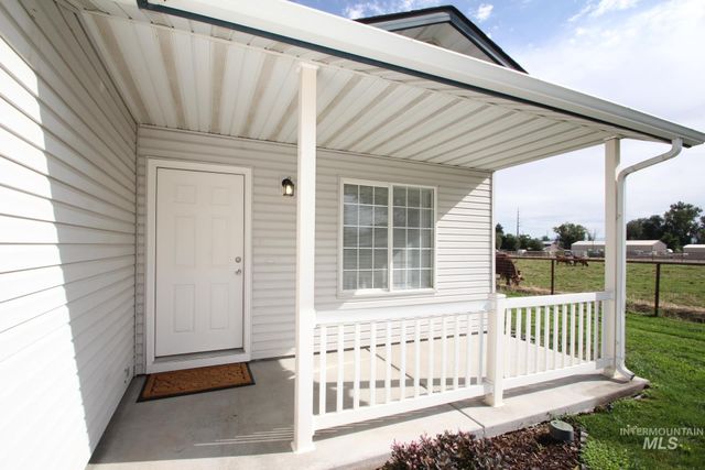 908 S Lily St., Nampa, ID 83686