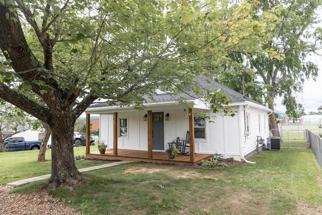 519 ARPIA ST, Lexington, VA 24450