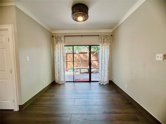 8006 Oakwood Bend Drive, Houston, TX 77040