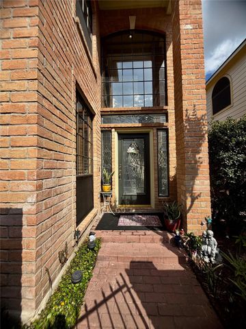 8006 Oakwood Bend Drive, Houston, TX 77040