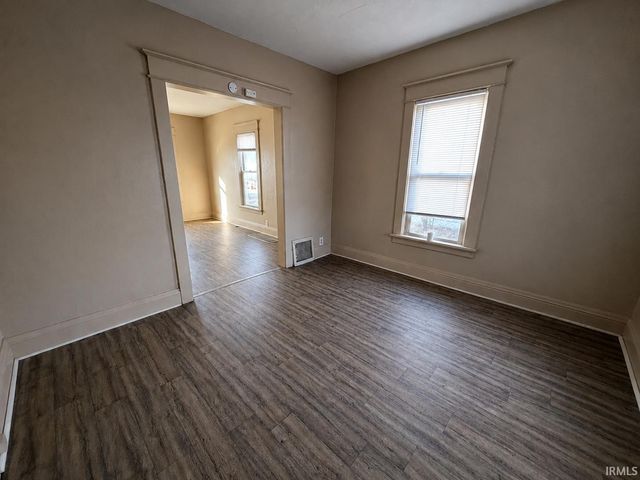 1926 Leer Street, South Bend, IN 46613