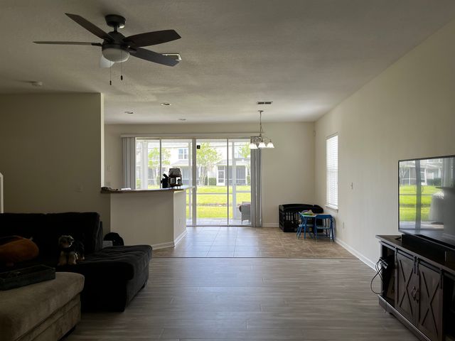7180 STONELION CIRCLE, Jacksonville, FL 32258