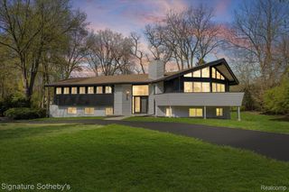 6895 Dublin Fair Road, Troy, MI 48098