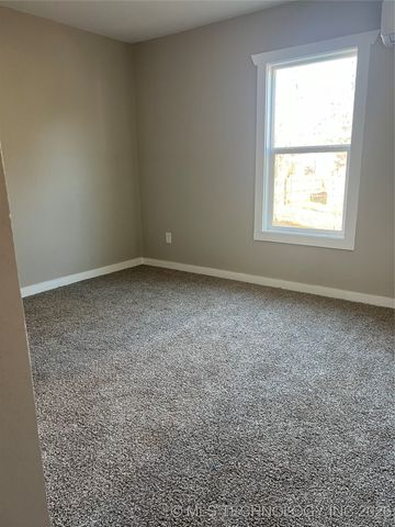 324 SW F, Ardmore, OK 73401