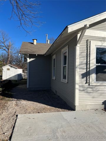 324 SW F, Ardmore, OK 73401