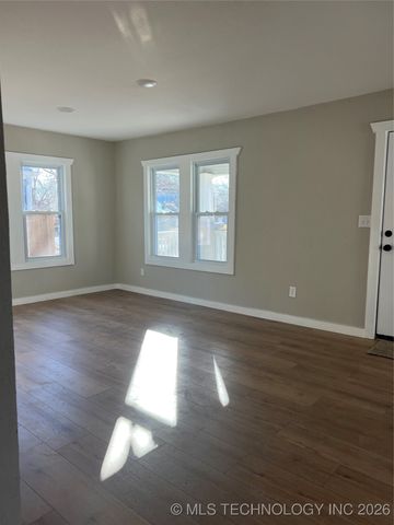 324 SW F, Ardmore, OK 73401