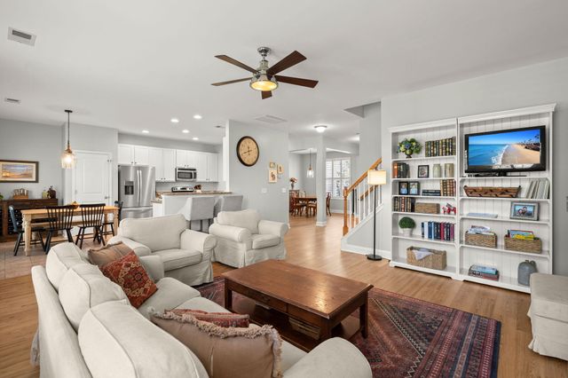 103 Lahina Cove, Summerville, SC 29483