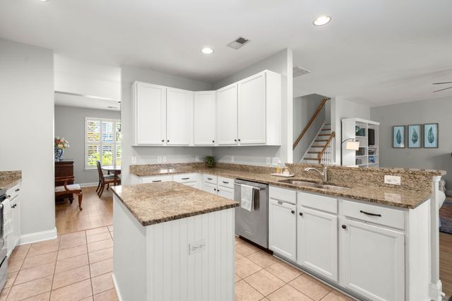 103 Lahina Cove, Summerville, SC 29483