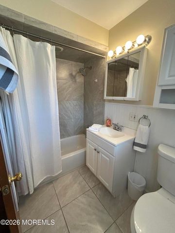 174 Ocean Avenue 4, North Middletown, NJ 07748