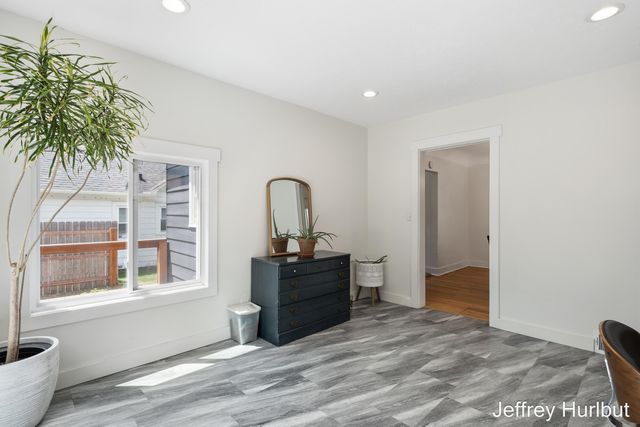 1430 Johnston Street SE, Grand Rapids, MI 49507