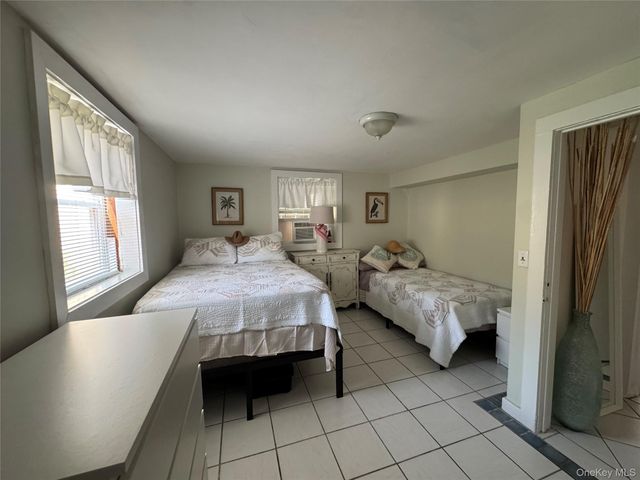 3 Clayton Avenue, East Atlantic Beach, NY 11561