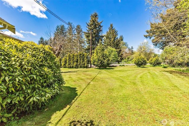 379 Twin Oaks Road, Chehalis, WA 98532