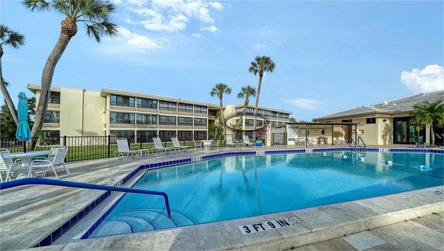 199 WHISPERING SANDS DRIVE 201, Sarasota, FL 34242