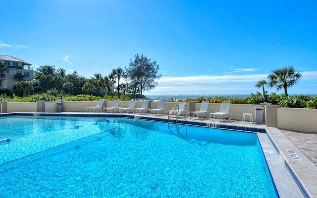 199 WHISPERING SANDS DRIVE 201, Sarasota, FL 34242