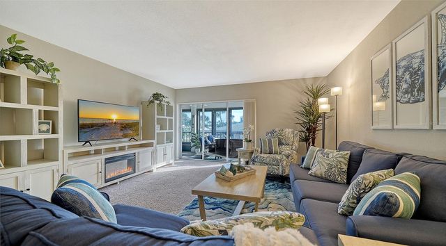 199 WHISPERING SANDS DRIVE 201, Sarasota, FL 34242